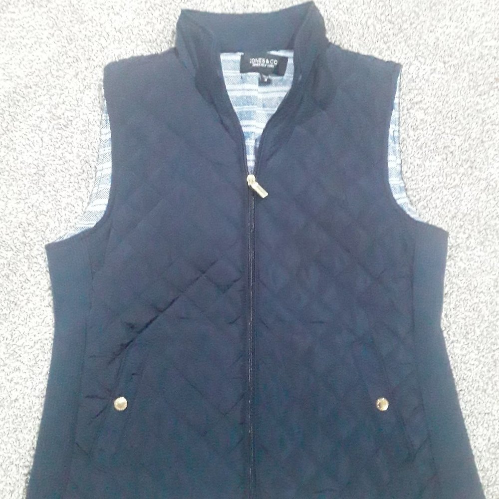 Women's- Jones and Co Vest - Size Medium
